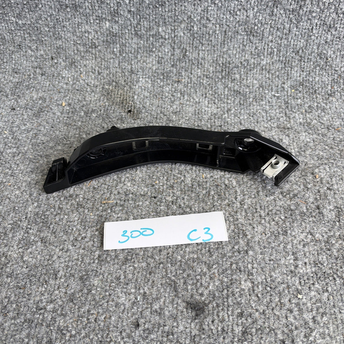 2025-2027 Tesla Model Y Front Bumper Fascia Fender Bracket Right 1983888-00-D