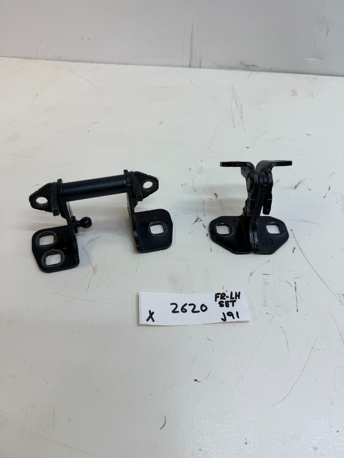 2016-2020 Tesla Model X Upper Left Front Door Hinge Set OEM 1120038