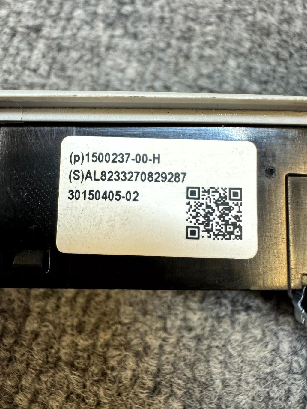 2017-2023 TESLA MODEL 3 FRONT DOME OVERHEAD LIGHT HAZARD SWITCH OEM, 150023700H