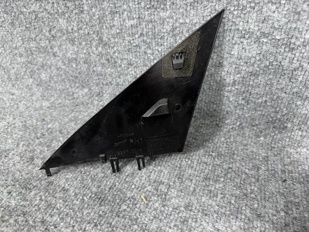 ♦️2017 - 2023 TESLA MODEL 3 FRONT RIGHT SIDE DOOR WING COVER TRIM OEM, 2287 3014