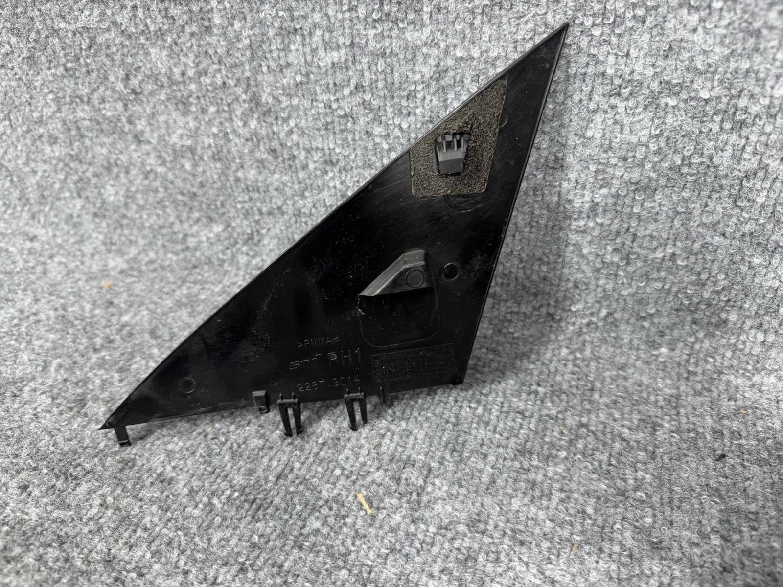 ♦️2017 - 2023 TESLA MODEL 3 FRONT RIGHT SIDE DOOR WING COVER TRIM OEM, 2287 3014