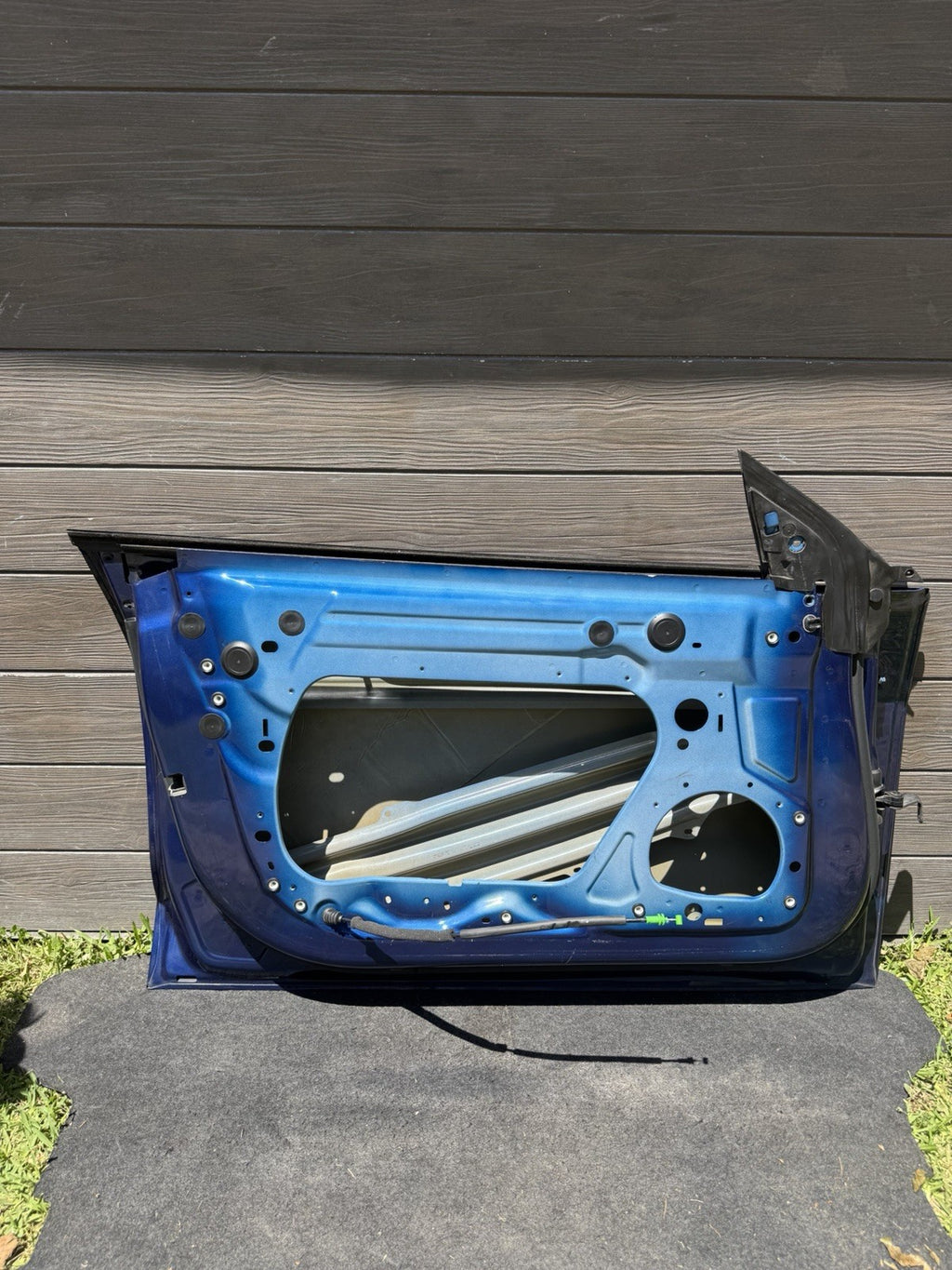 2018 - 2023 TESLA MODEL 3 FRONT LEFT DRIVER SIDE DOOR SHELL BLUE OEM