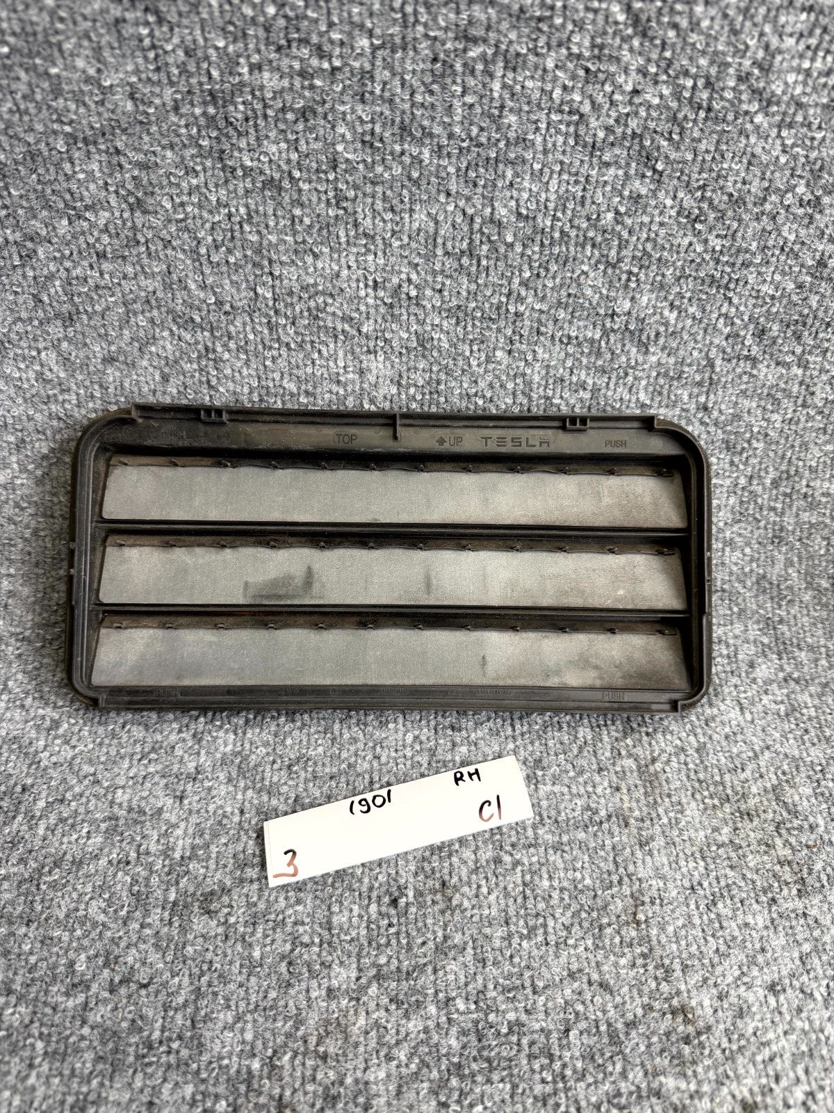 2017 - 2023 TESLA MODEL 3 AIR EXTRACTOR CABIN VENT GRILLE OEM, 1098751-00-C