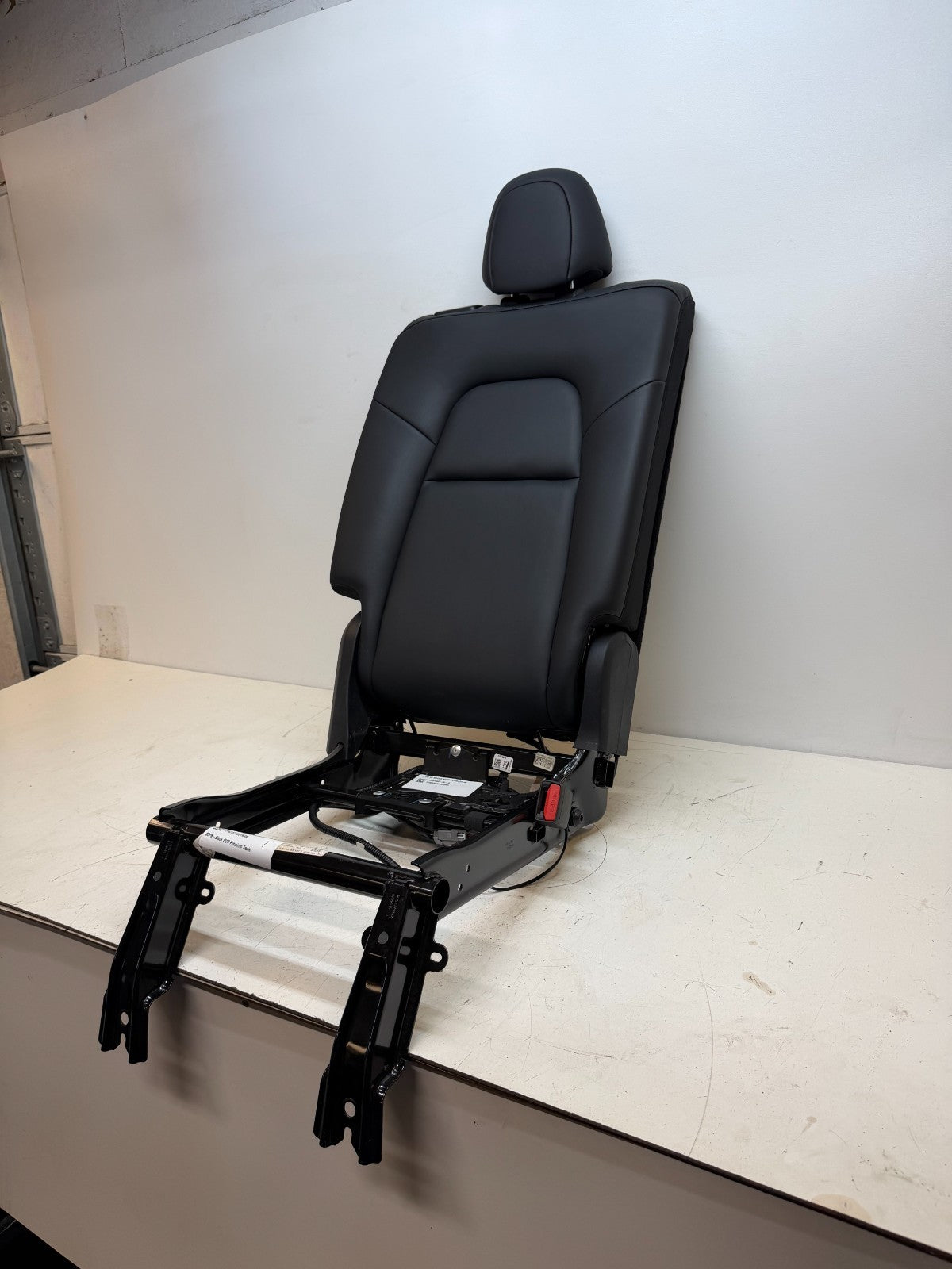 17-23 TESLA MODEL Y REAR PASSENGER SIDE UPPER SEAT CUSHION W/ FRAME 1494840-91-B