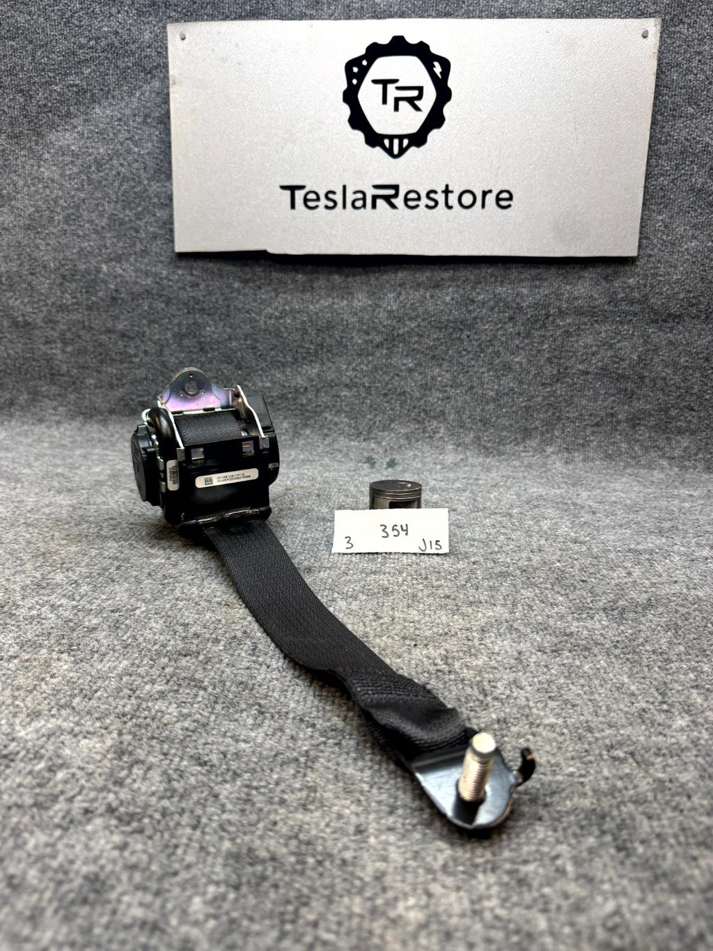 2017 - 2023 TESLA MODEL 3 REAR RIGHT / LEFT SEAT BELT RETRACTOR OEM 1081281-01-G
