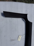 ♦️2016-2020 TESLA MODEL X REAR RIGHT FALCON DOOR LOWER GARNISH OEM, 1052334-06-G