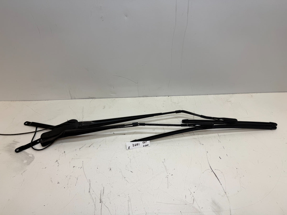 2016-20 Tesla Model X Front Side Windshield Wipers Arm & Blade Pair OEM c