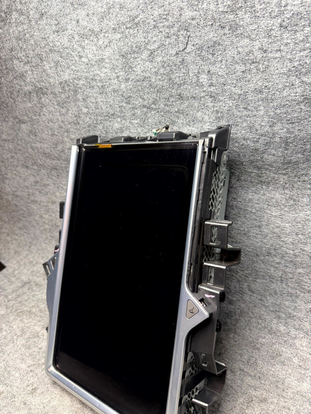 ♦️12-20 TESLA MODEL S TOUCH SCREEN DISPLAY MEDIA CONTROL MONITOR OEM, 104500600D