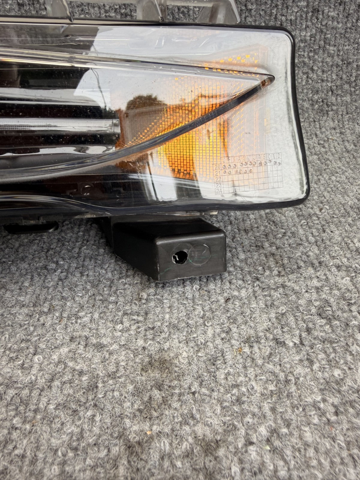 2017 - 2024 TESLA MODEL 3 Y FRONT RIGHT SIDE LED FOG LIGHT OEM, 1507931-00-C