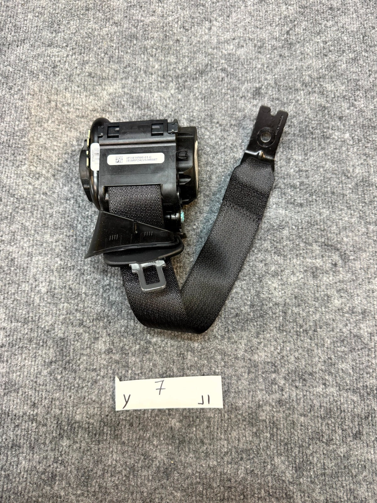 2020-2024 TESLA MODEL Y REAR LEFT DRIVER SIDE 2ND ROW SEAT BELT OEM 1616500-01-C