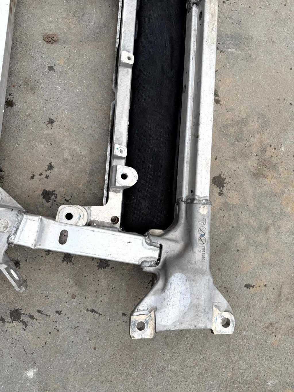 16-20 Tesla Model X Front Suspension Subframe Crossmember ASSY OEM, 1027516-00-E