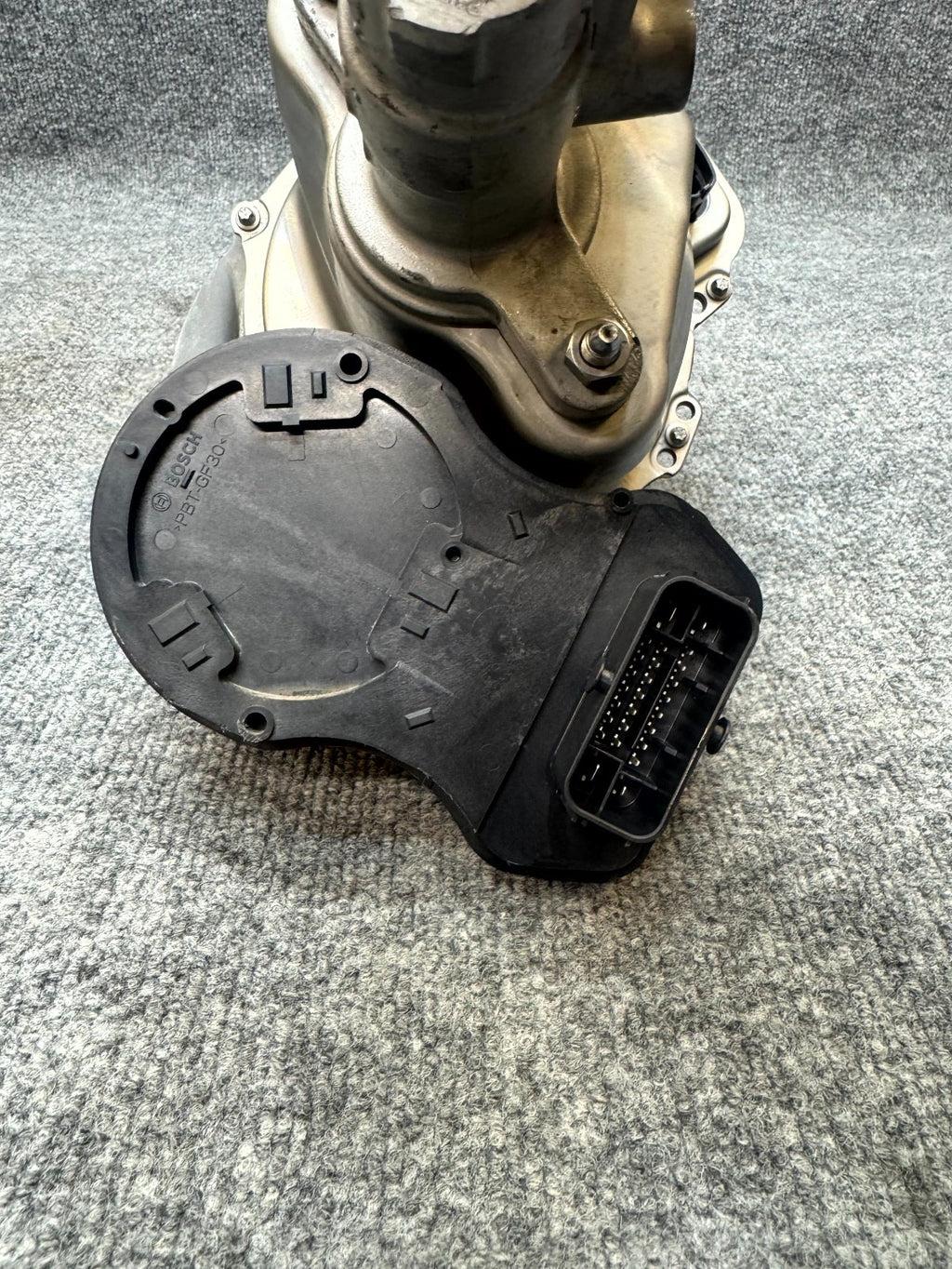 17-23 TESLA MODEL 3 BRAKE MASTER CYLINDER & BOOSTER & RESERVOIR OEM 1044671-00-G