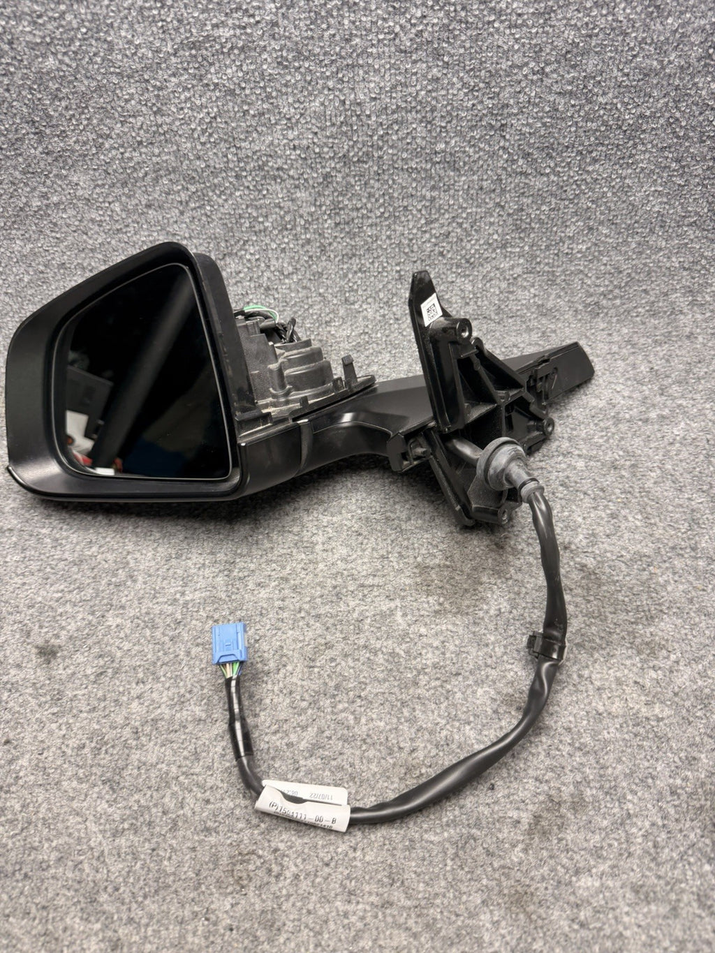 TESLA MODEL Y MIRROR LEFT DRIVER 2020 2021 2022 2023 2024 OEM 1594111-00-B