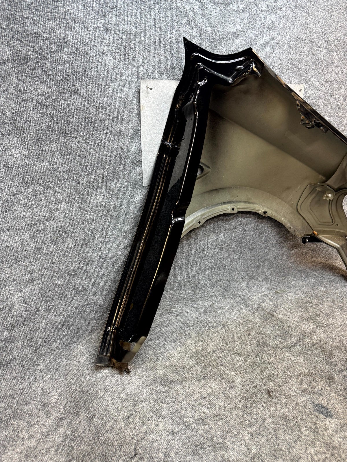 2020 - 2024 TESLA MODEL Y FRONT LEFT DRIVER SIDE FENDER PANEL OEM