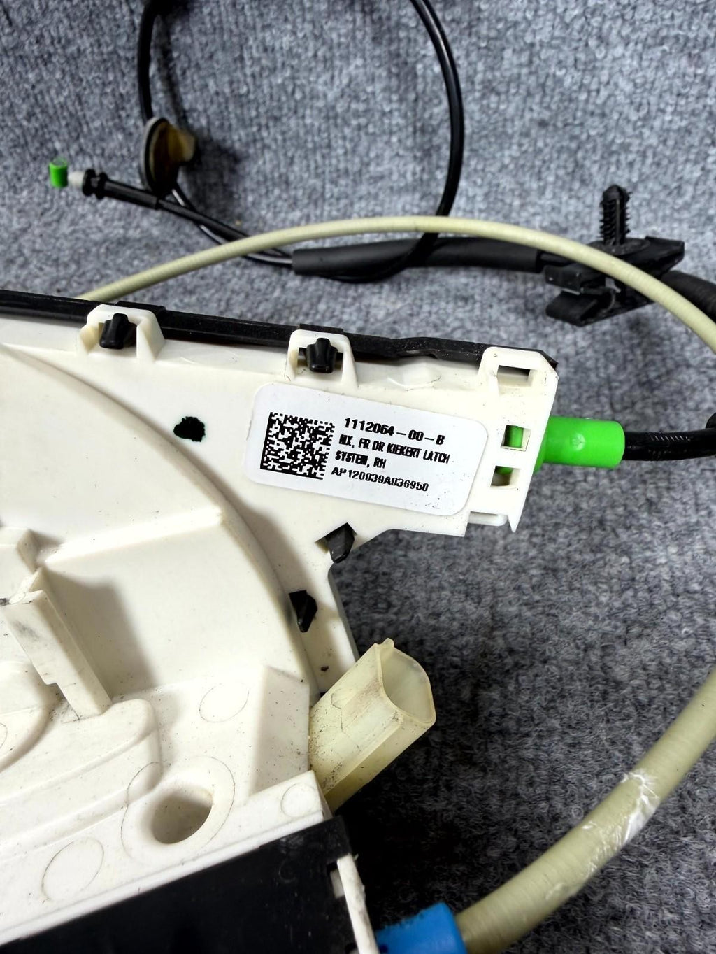 2016-2020 Tesla Model X Front Right Door Lock Latch Actuator OEM, 1112064-00-B