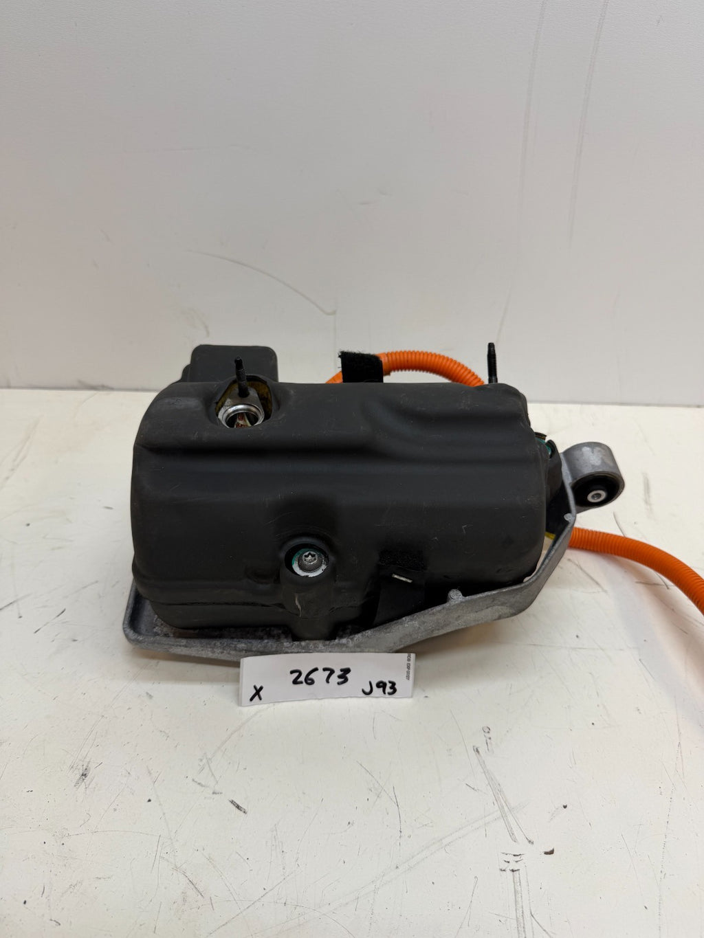 2016-2020 Tesla Model X Air Conditioning A/C Compressor Pump Assy 1042442-00-D