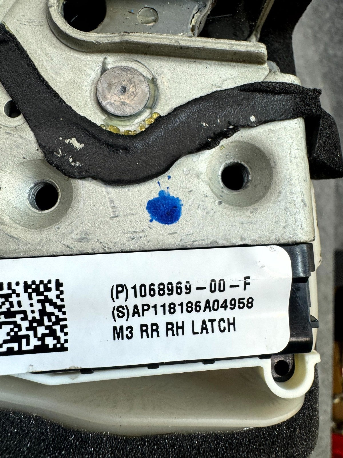 2017-2023 TESLA MODEL 3 RIGHT REAR DOOR LOCK LATCH ACTUATOR OEM, 1068969-00-F