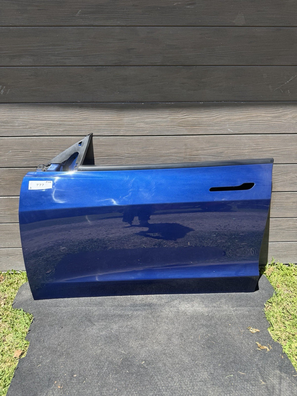 2018 - 2023 TESLA MODEL 3 FRONT LEFT DRIVER SIDE DOOR SHELL BLUE OEM