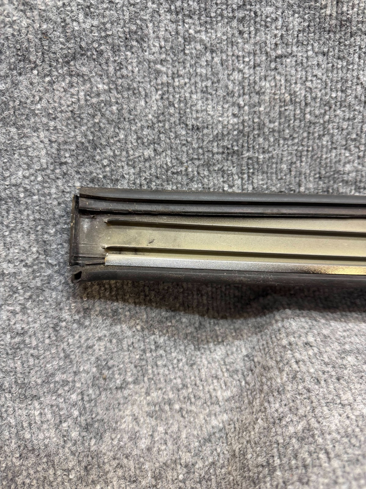 16-20 Model S Right Panoramic Roof Trim Molding Applique Finisher 1034955-00-C