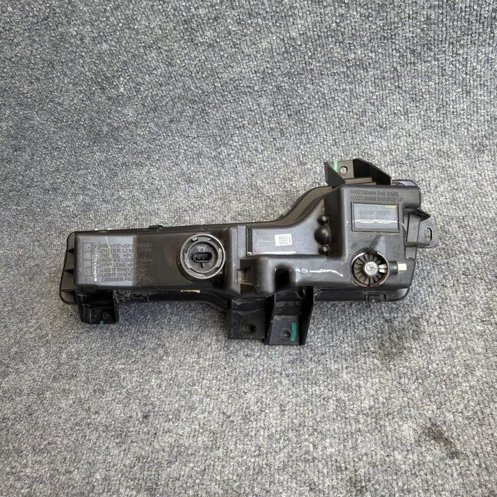 2017-2024 Tesla Model 3 / Y Front Right Hand Fog Light 3 Pins 1077392-00-C OEM