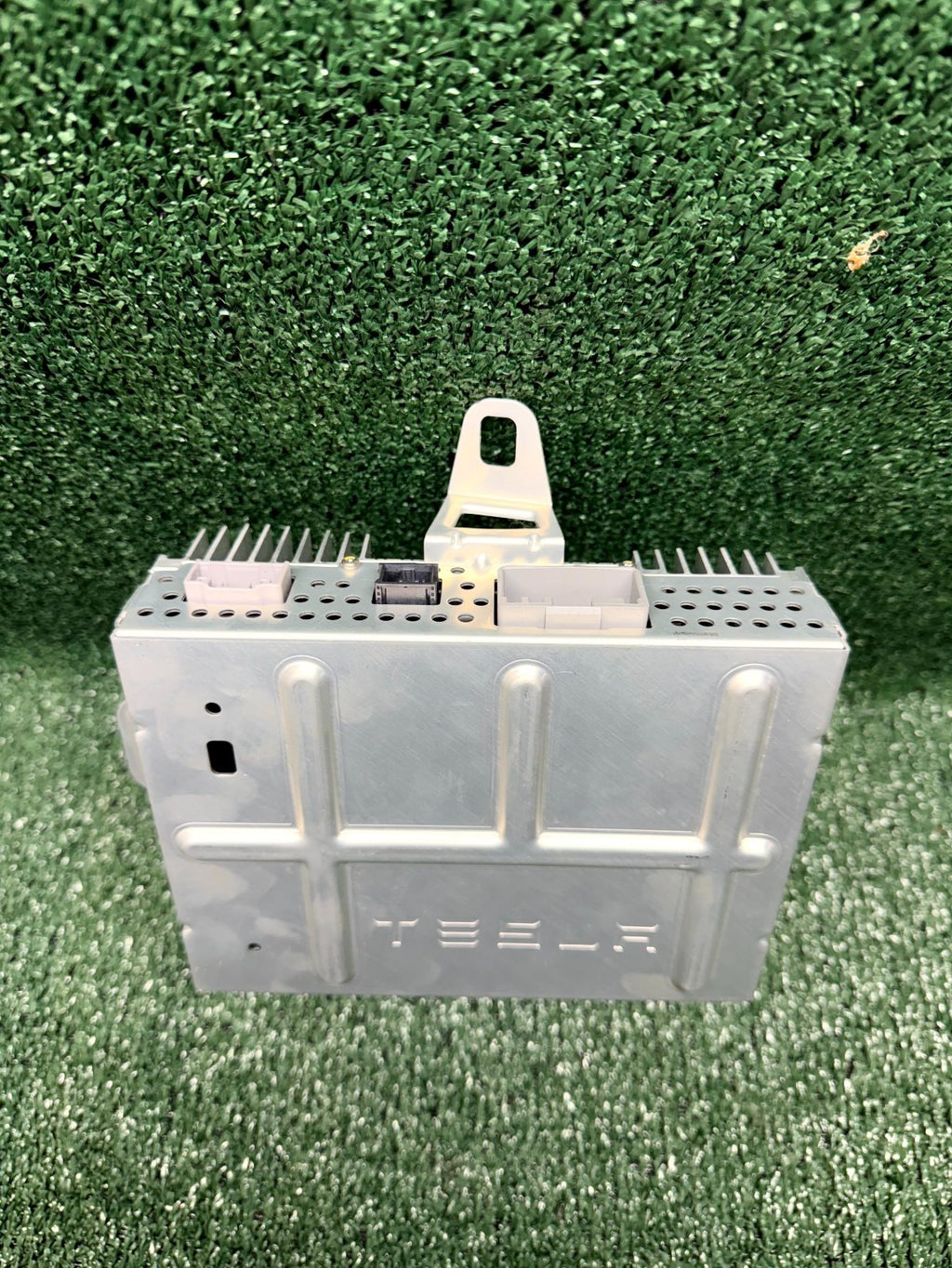 ♦️20-25 TESLA MODEL Y AUDIO SOUND AMP AMPLIFIER CONTROL MODULE OEM, 1507152-00-A