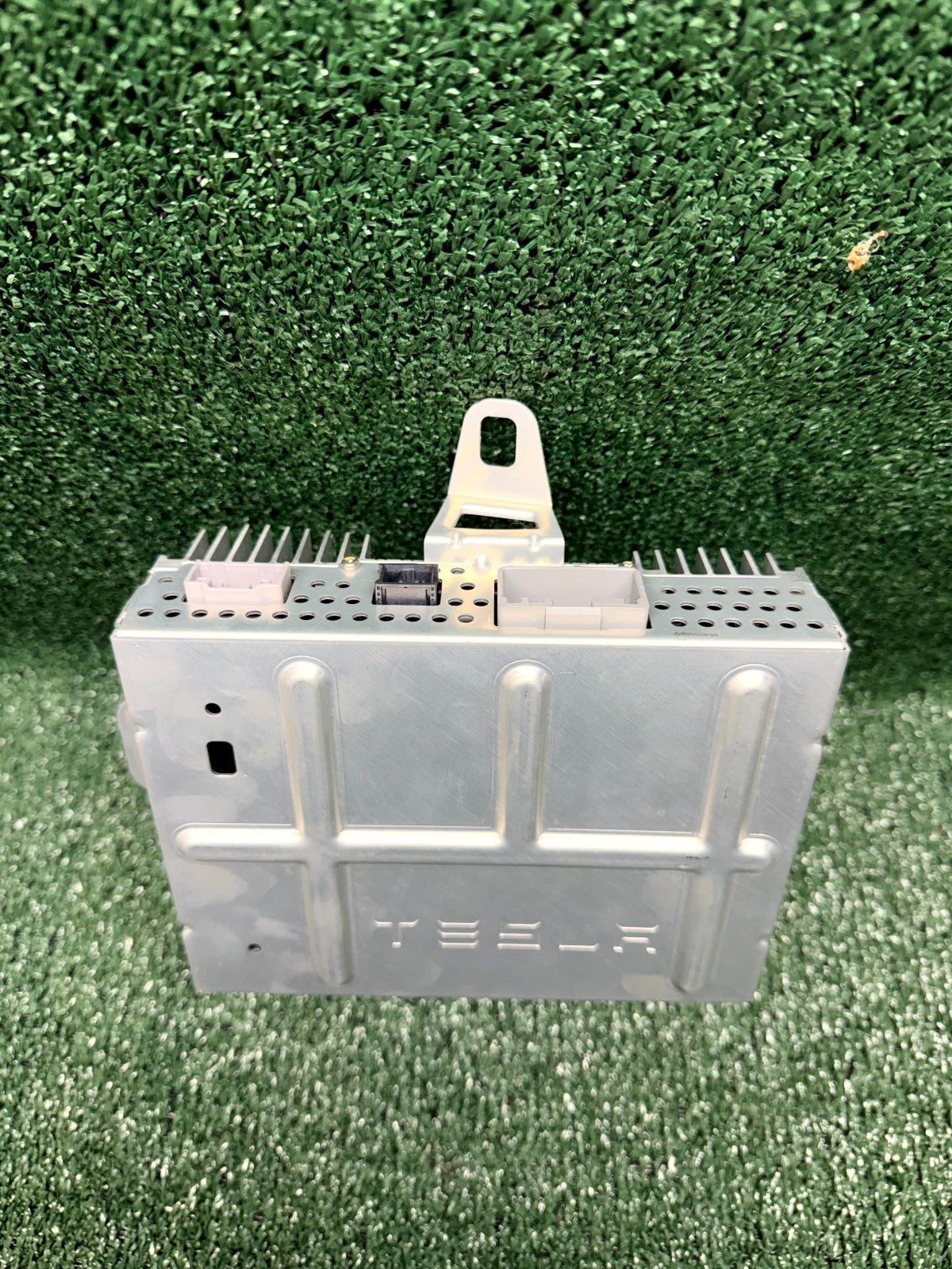 ♦️20-25 TESLA MODEL Y AUDIO SOUND AMP AMPLIFIER CONTROL MODULE OEM, 1507152-00-A
