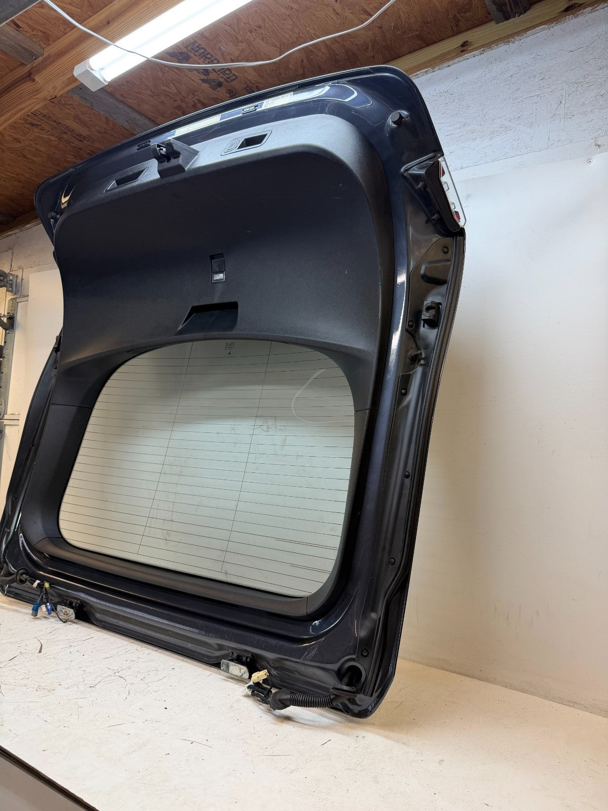 2016-2020 Tesla  Model S Liftgate Trunk Lid Tailgate Hatch Shell 1002633-00-K