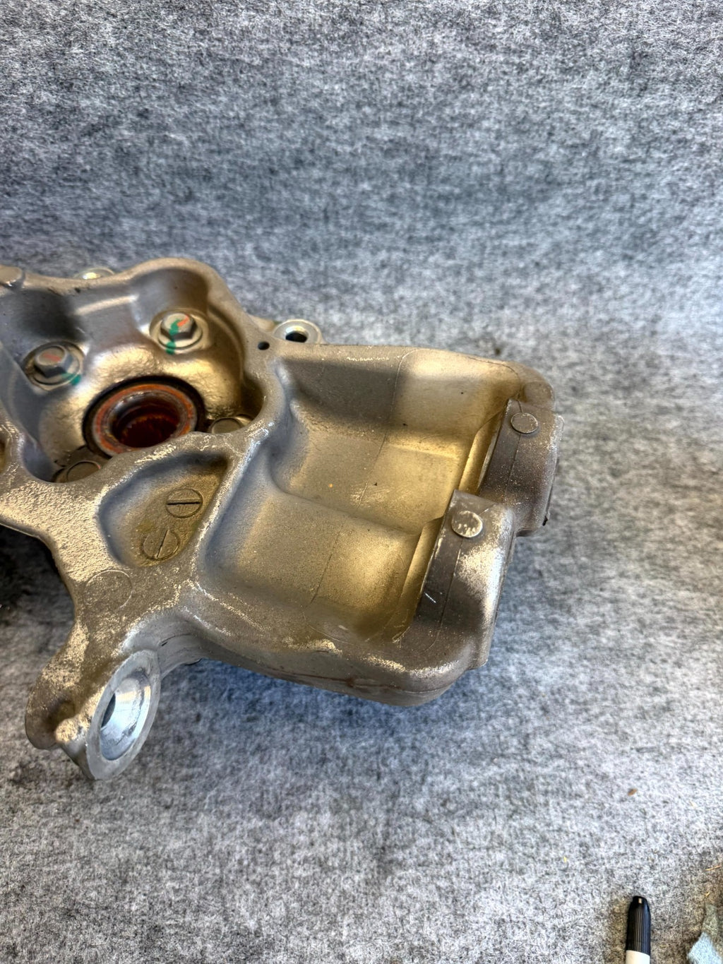 ♦️2012 - 2020 TESLA MODEL S FRONT RIGHT SIDE KNUCKLE WHEEL HUB OEM, 1030606-00-D