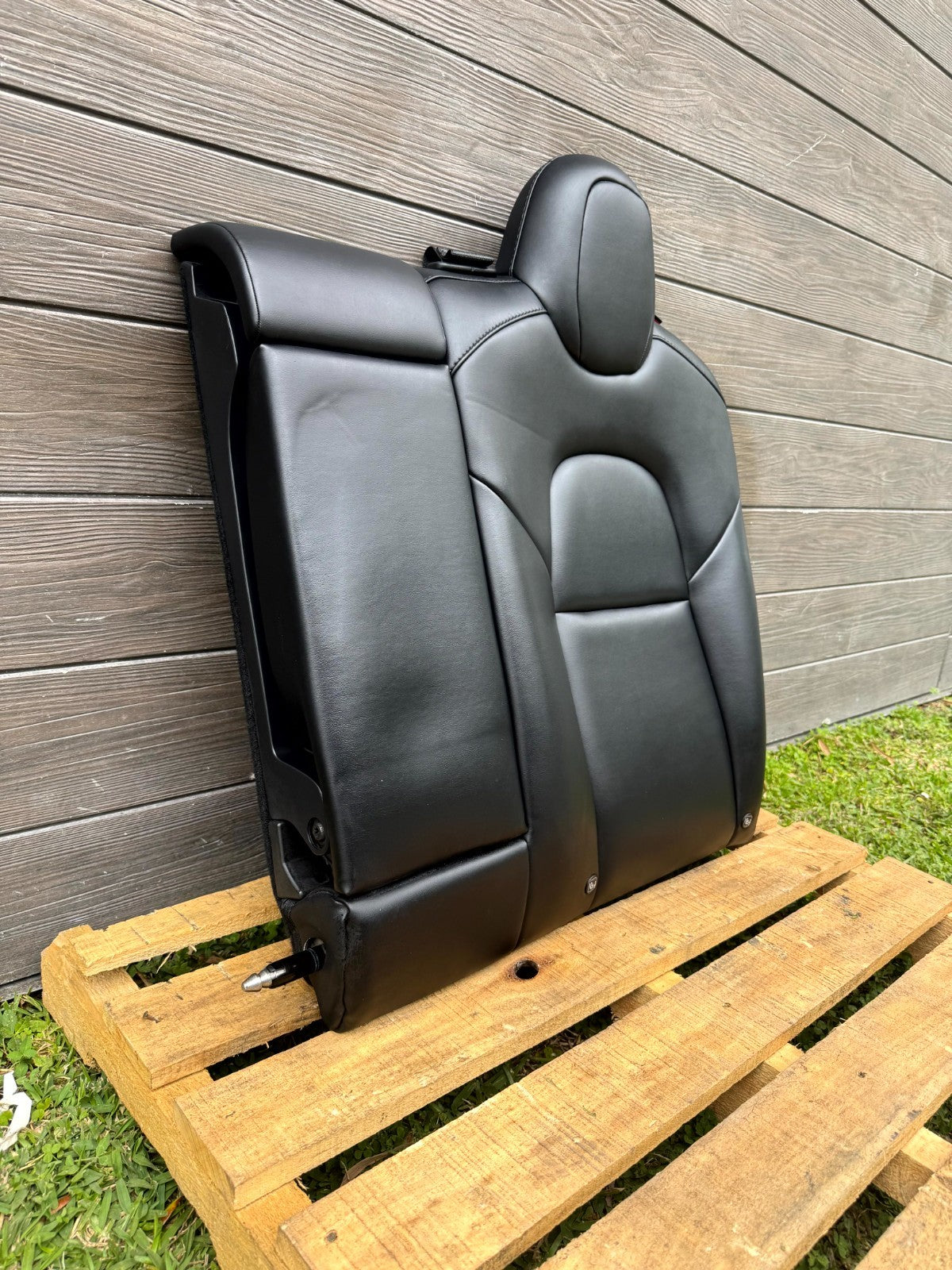 2020-2024 TESLA MODEL 3 REAR RIGHT UPPER 2ND ROW SEAT CUSHION OEM, 1452806-00-C