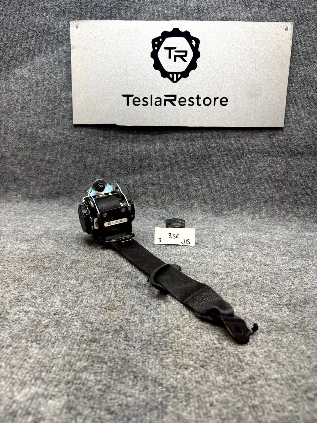 2017 - 2023 TESLA MODEL 3 REAR RIGHT / LEFT SEAT BELT RETRACTOR OEM 1081281-01-G