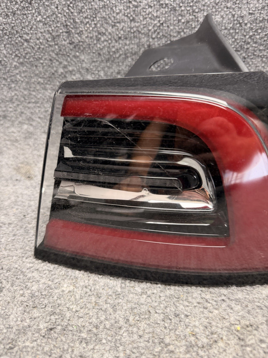 2021-2023 Tesla Model 3 Tail Lamp Rear Bodyside Right 1077398-00-H