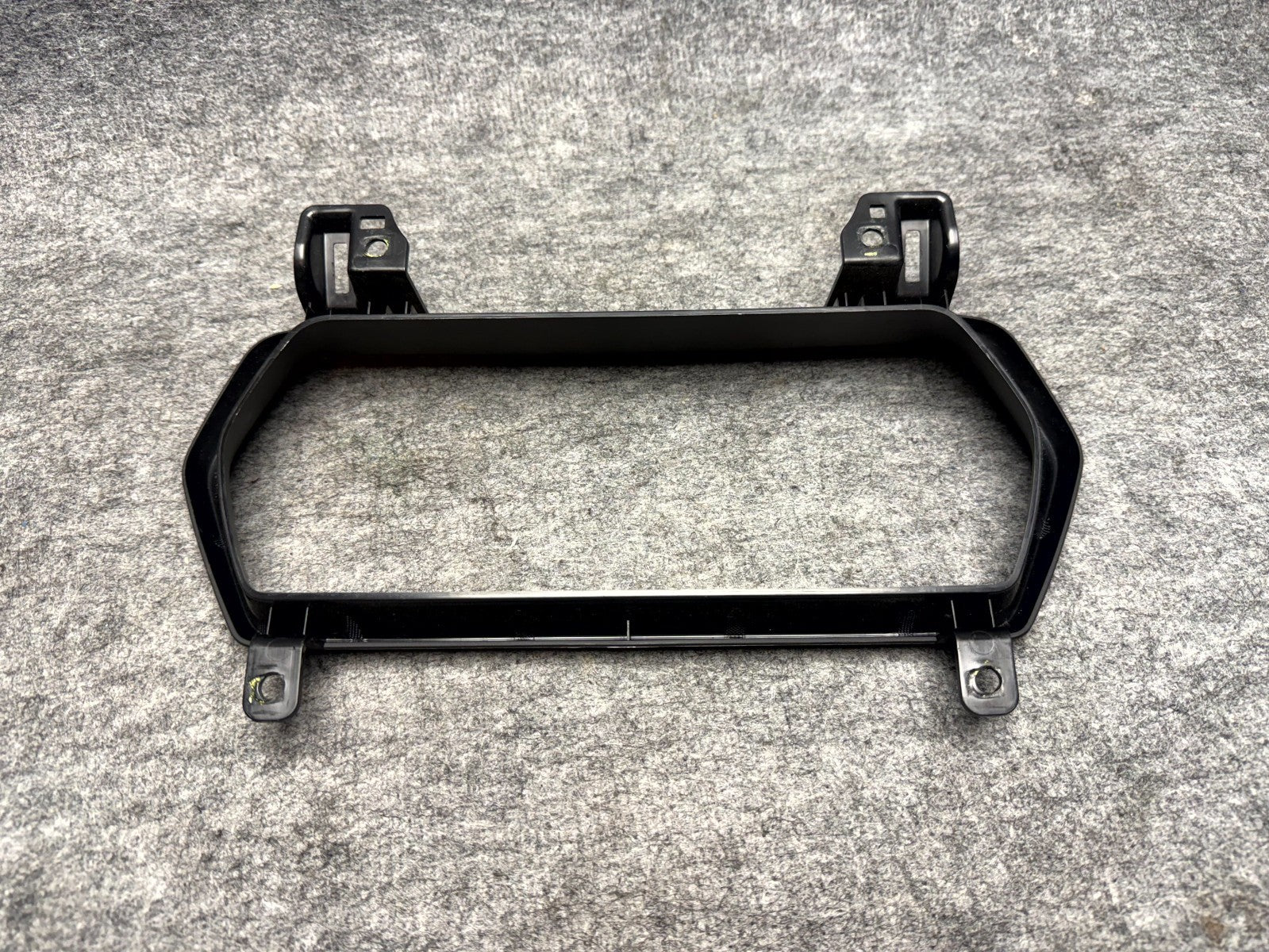 ♦️12-20 TESLA MODEL S SPEEDOMETER CLUSTER DISPLAY TRIM BEZEL OEM, 1033041-00-C