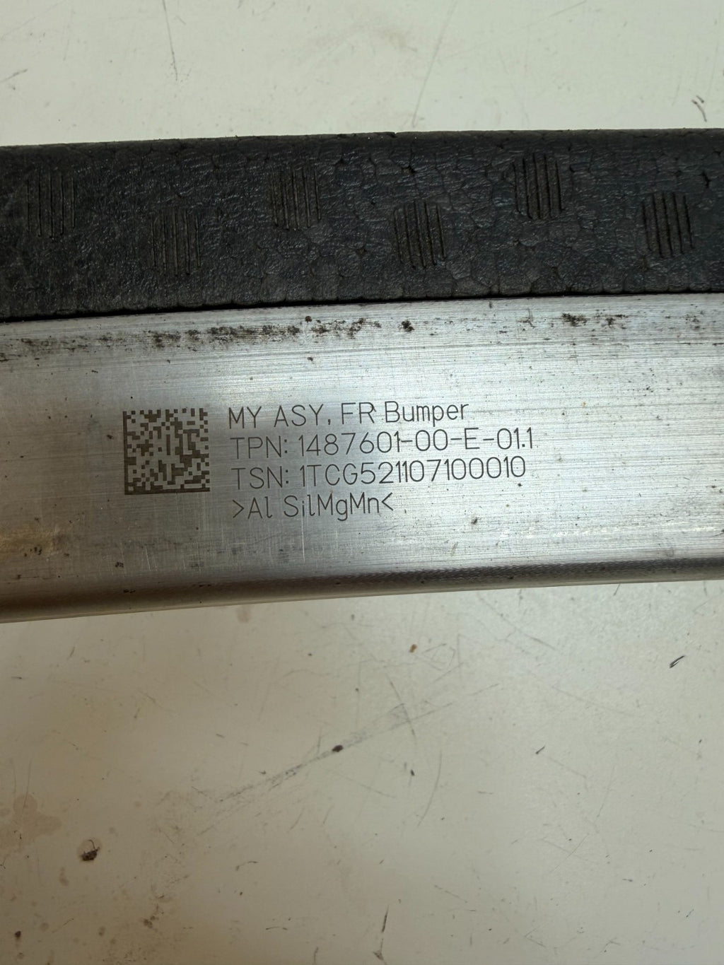 2020-24 TESLA MODEL Y FRONT BUMPER REINFORCEMENT BAR 1487601-00-F