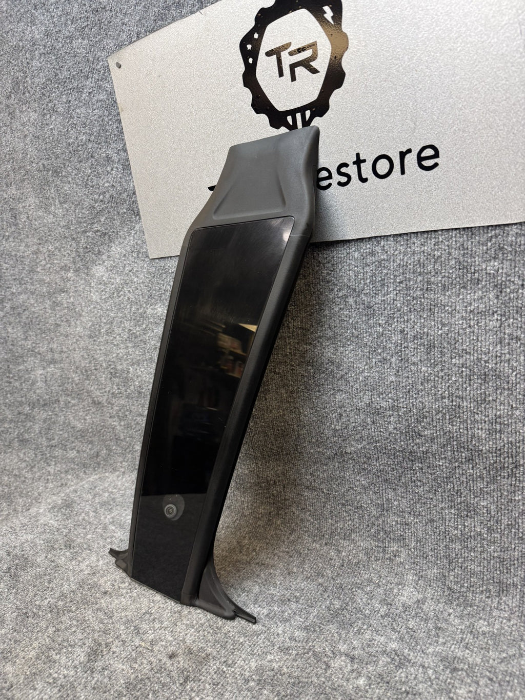 2020 - 2024 TESLA MODEL Y LEFT SIDE B-PILLAR GLASS TRIM CAMERA OEM, 1785299-00-B