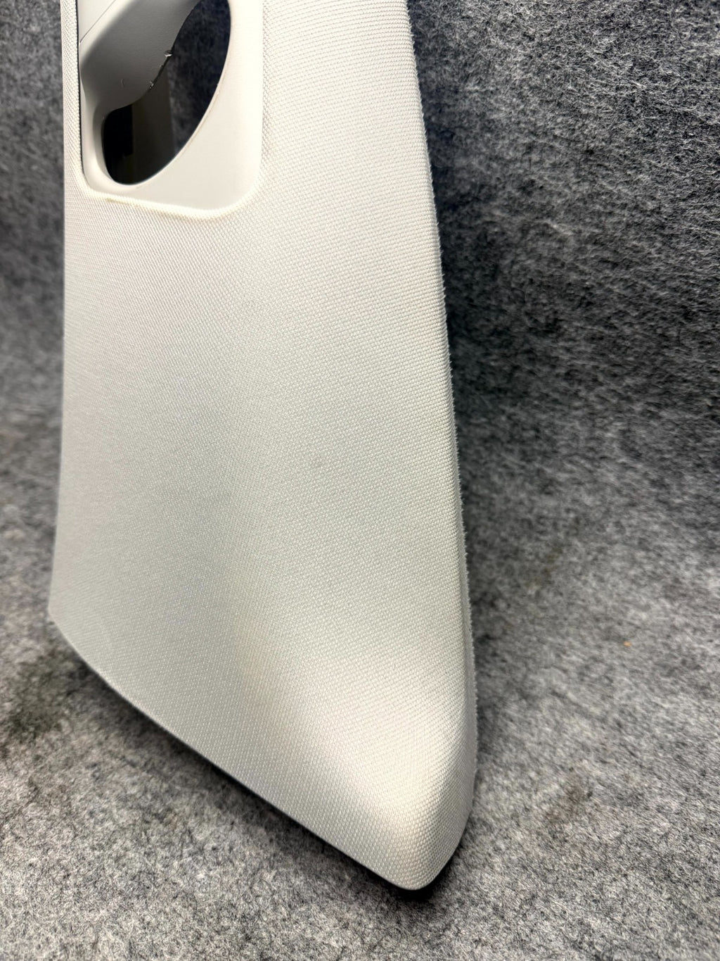 ♦️2017-2023 TESLA MODEL 3 LEFT SIDE B-PILLAR TRIM COVER PANEL OEM, 1086245-01-I