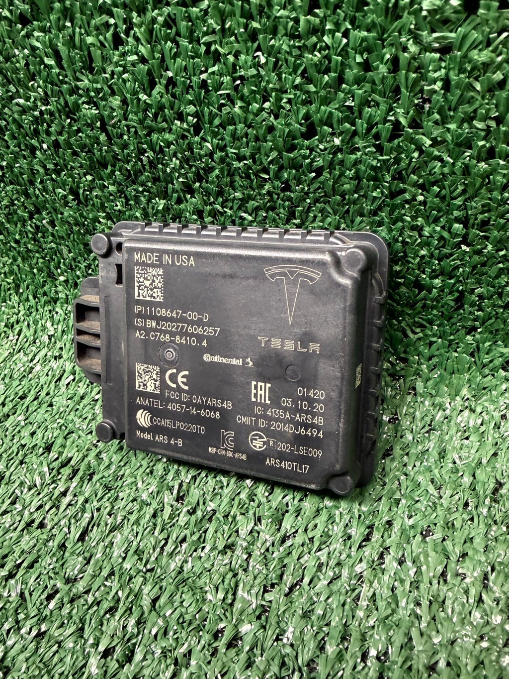 ♦️20-22 Tesla Model Y/3/ DISTANCE RADAR SENSOR CONTROL MODULE OEM, 1108647-00-D