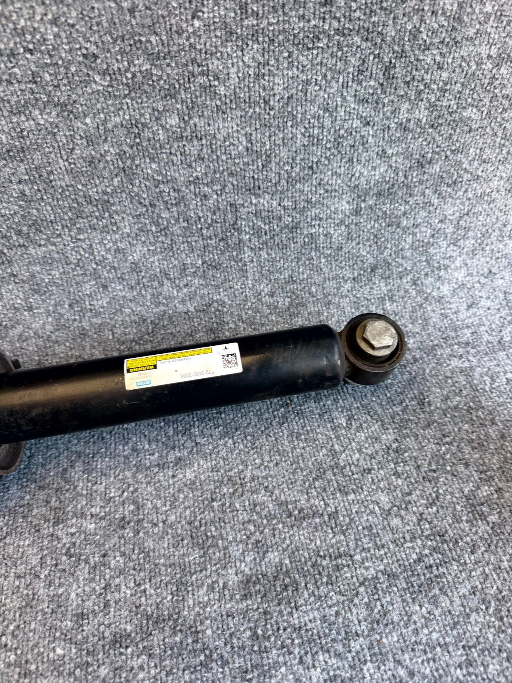 2016 – 2020 TESLA MODEL S REAR LEFT SIDE AIR SPRING SHOCK OEM,  1067461-00-C