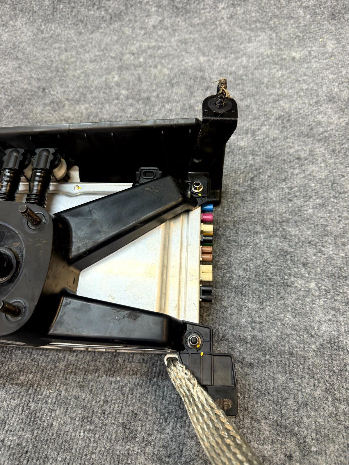 2020-2024 TESLA MODEL Y MCU COMPUTER MEDIA CONTROL MODULE OEM, 1775000-90-L