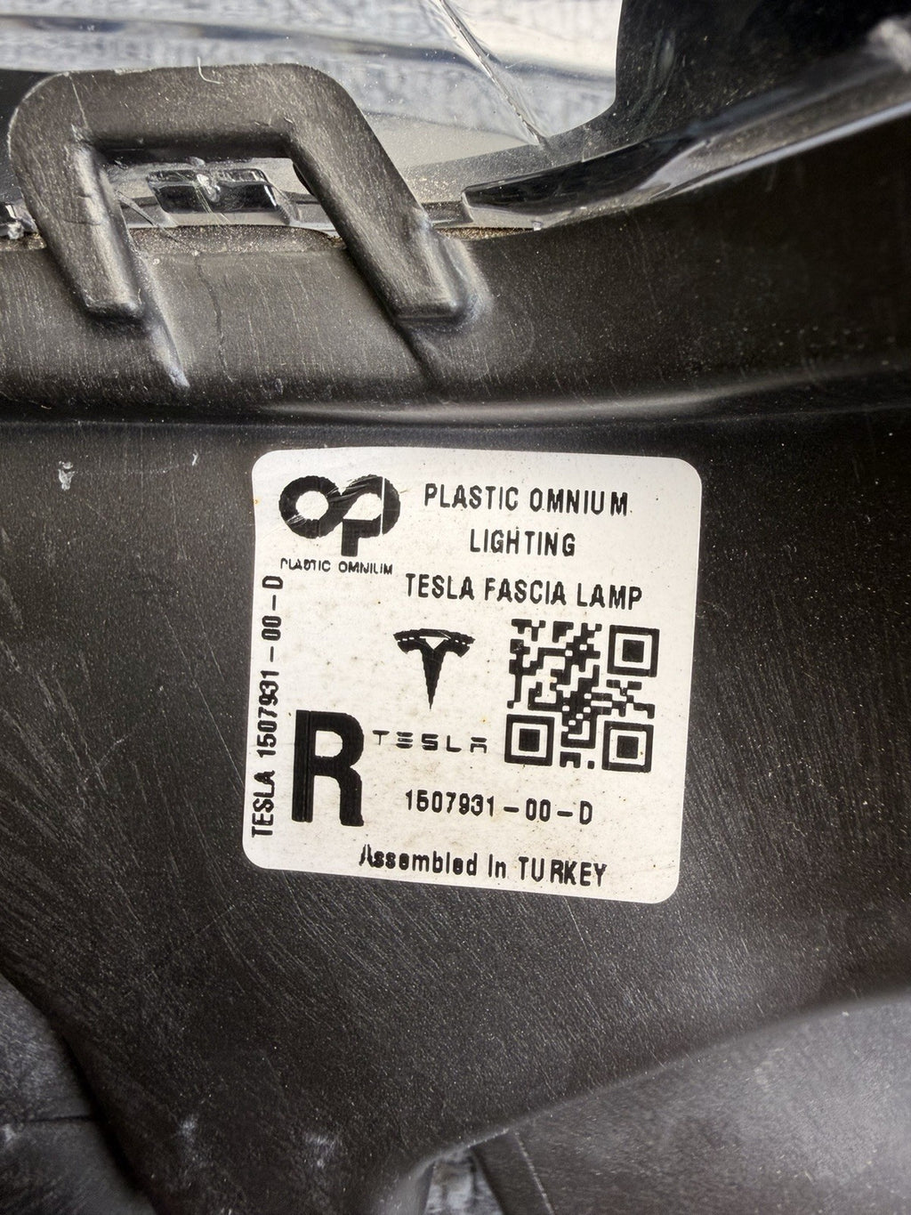 OEM 2021 - 2023 Tesla Model 3 Y Right RH 3 Pin LED Fog Light Lamp 1507931-00-D