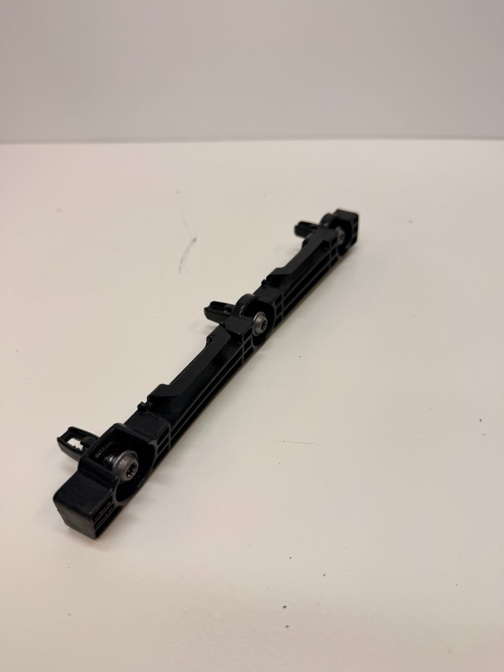 12-20 Tesla Model S Front Left Driver Side Bumper Support Bracket 1003692-00-C
