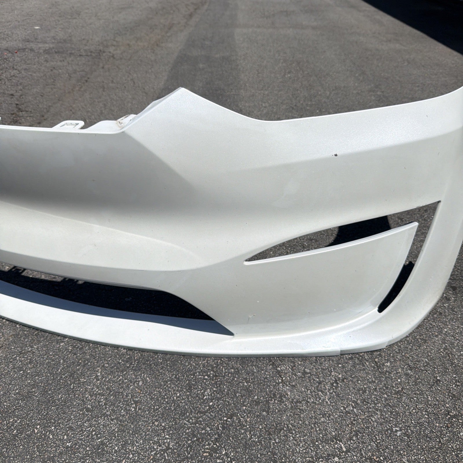 2021-2025 Tesla Model X Front Bumper Cover White WITHOUT Sensor 1588184-S0-B