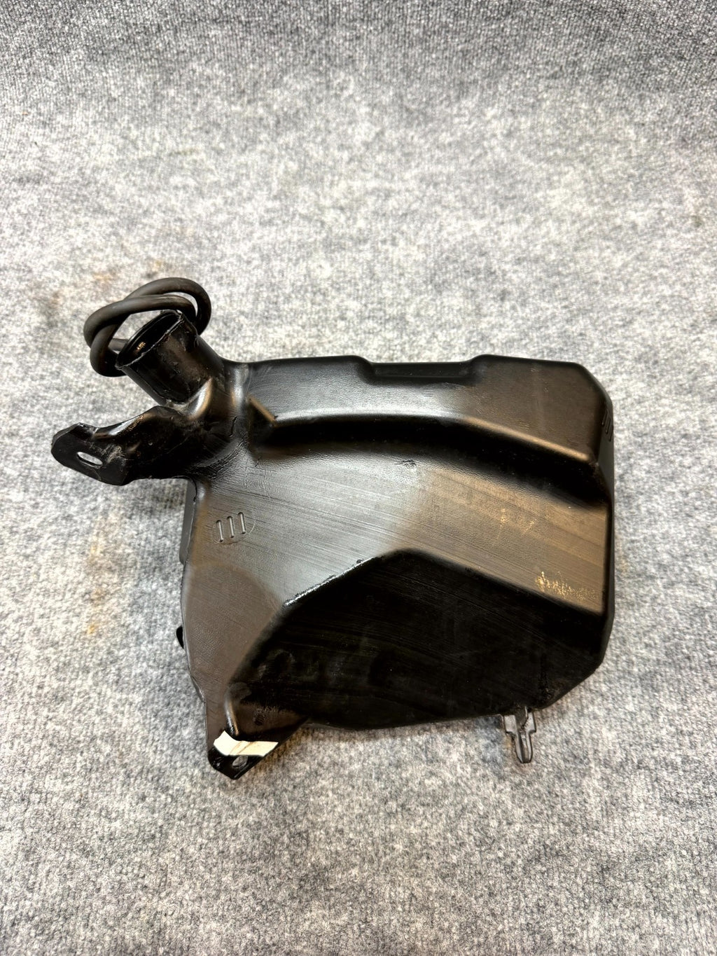 2020-2024 TESLA MODEL Y WINDSHIELD WASHER FLUID RESERVOIR TANK OEM, 1490400-00-C