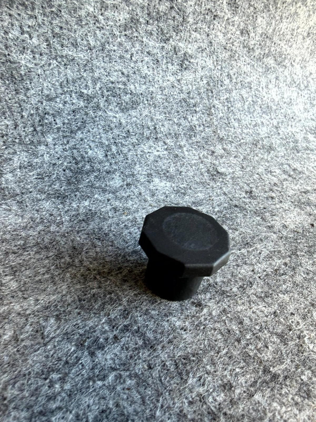 ♦️2017 - 2023 TESLA MODEL 3 REAR TAILGATE TRUNK DAMPER STOPPER OEM, 1111425-00-C