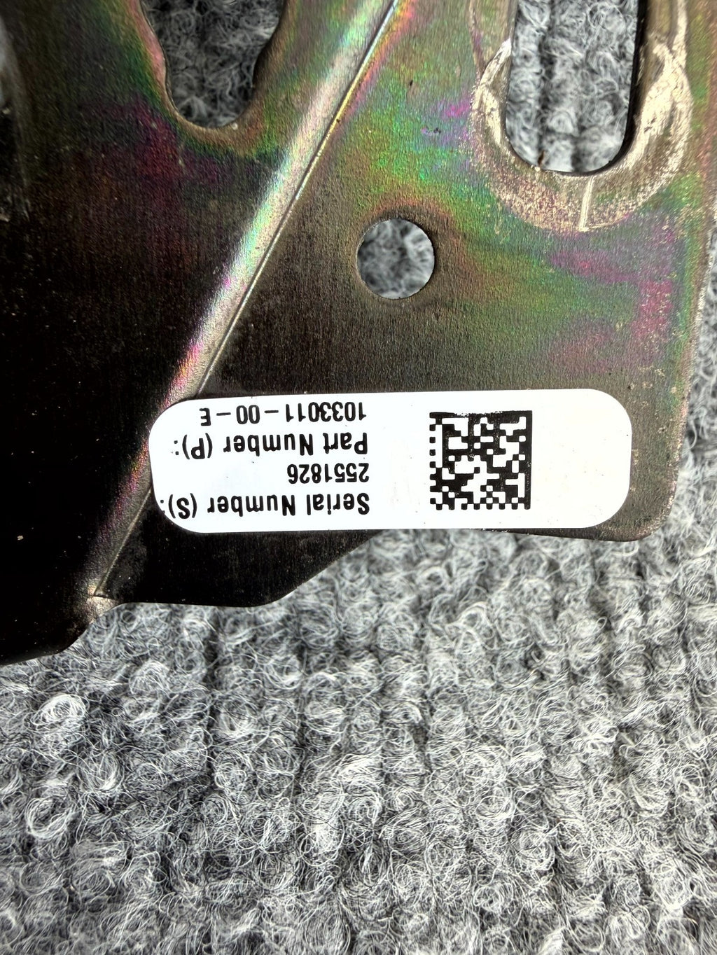 2017 - 2023 TESLA MODEL 3 HOOD BONNET LOCK LATCH OEM, 1033011-00-E
