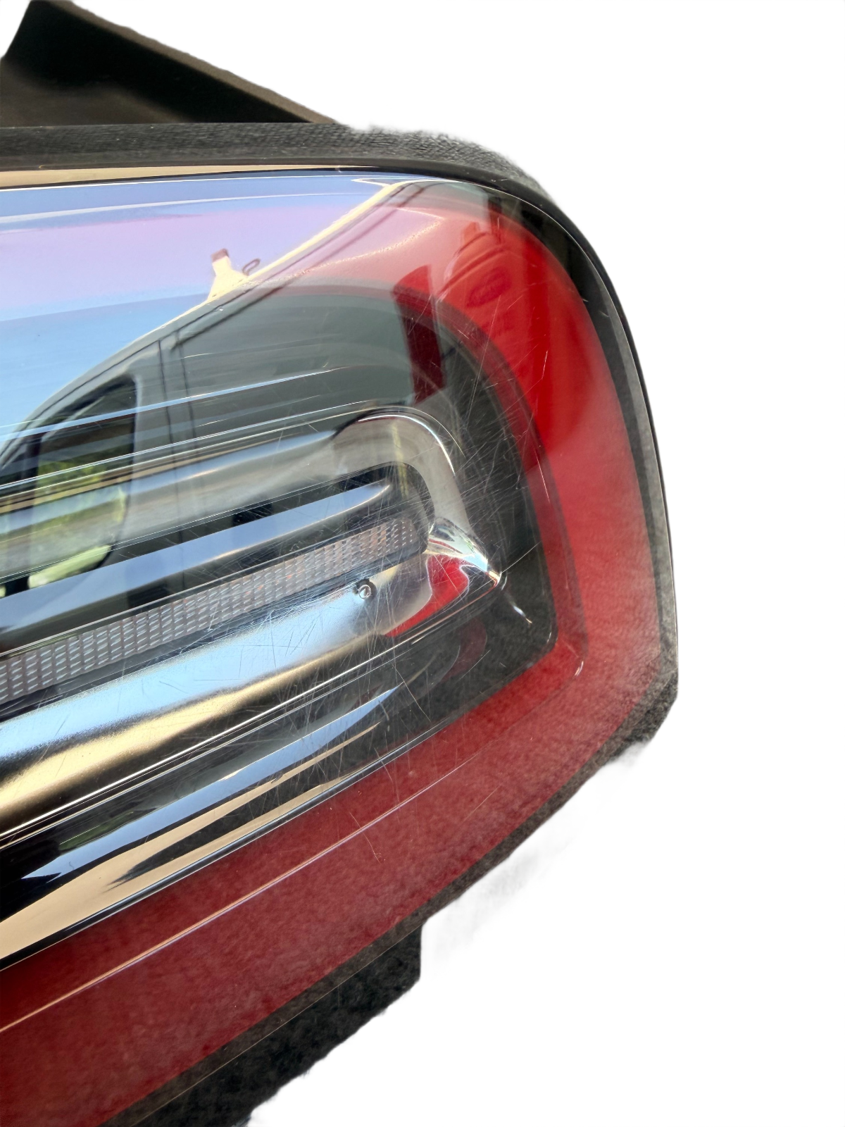 2017-2023 Tesla Model 3 Y LED Tail Lamp Outer Rear Right Passenger Side 4 PIN