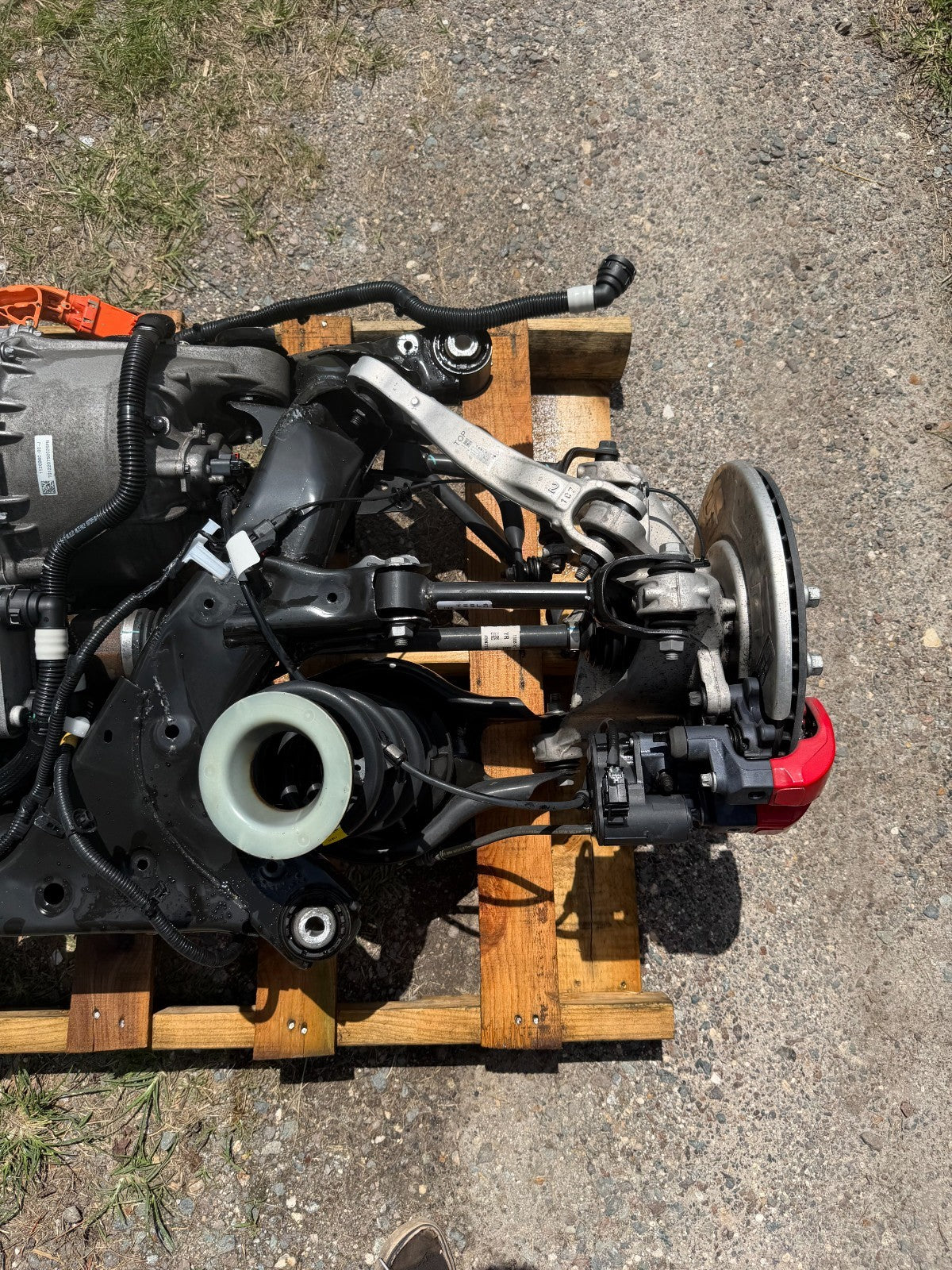 2022 Tesla Model Y Rear Drive Unit Motor Subframe Suspension Complete