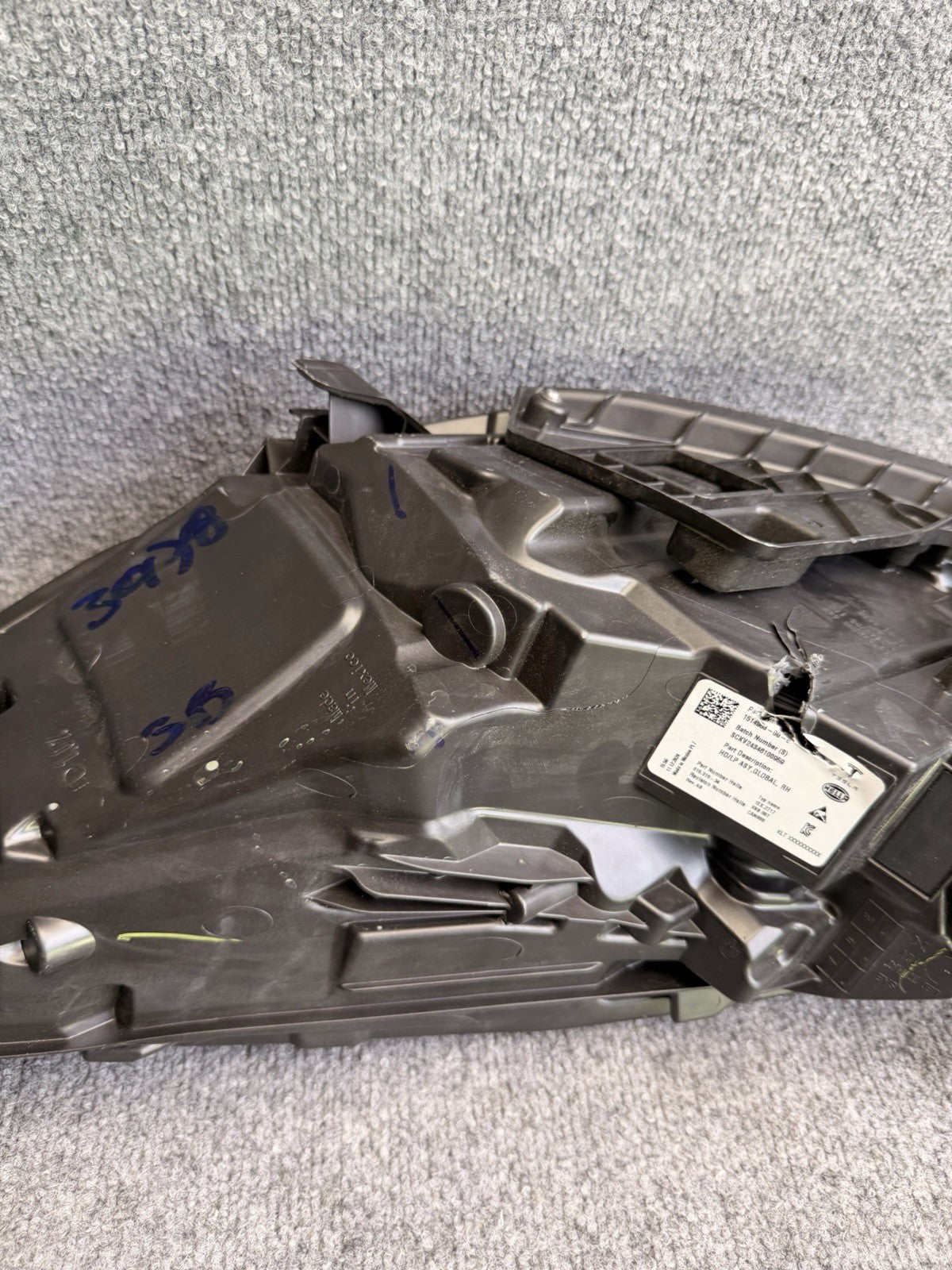 OEM Tesla 2021-2023 Model 3 2020-2024 Model Y Right LED Headlight 1514953-00-E