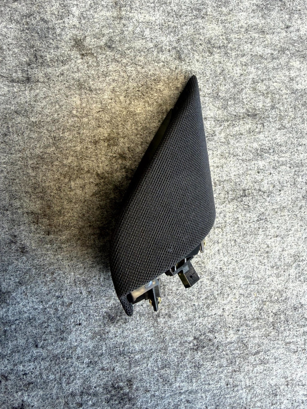 ♦️2017-2023 TESLA MODEL 3 RIGHT SIDE DOOR SPEAKER TWEETER TRIM OEM, 1079741-00-A