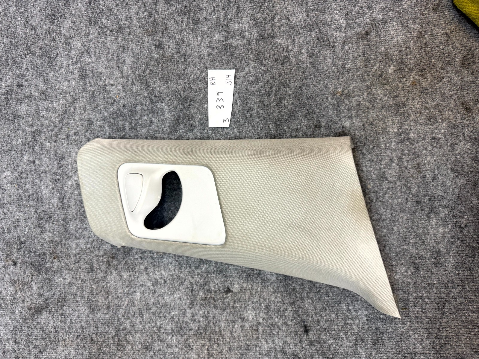 2017‑ 2023 TESLA MODEL 3 RIGHT SIDE B‑PILLAR TRIM COVER PANEL OEM, 1086255-01-K