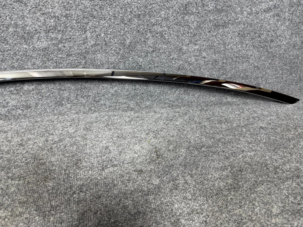 2016-2020 Tesla Model X Front Right Upper Door Window Molding OEM, 1128872-00-G